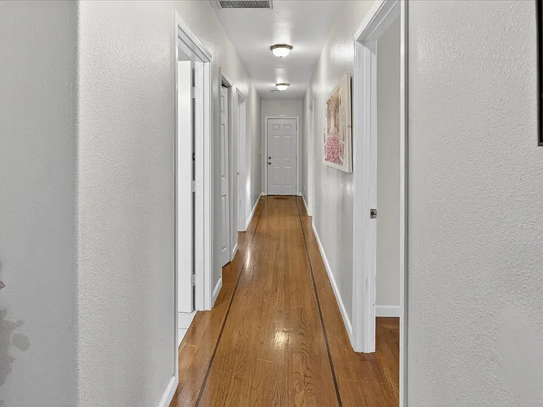 139 Grove Way #A — Photo 19