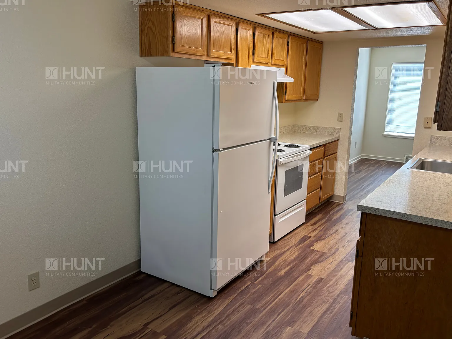 2 bed, 1.5 bath, 959 sqft, $2,339 — Photo 2
