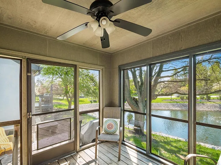 6985 Muirfield Dr — Photo 26