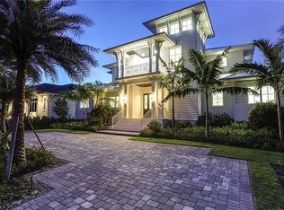145 Central Ave, Naples, FL 34102