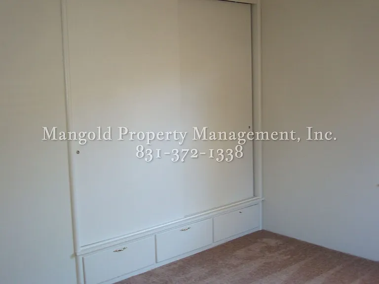 1256 Lowell St — Photo 8