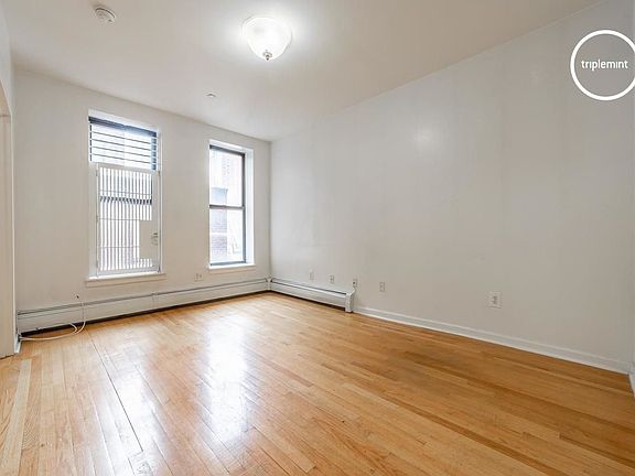 4th image of 135 W 89th St APT 9