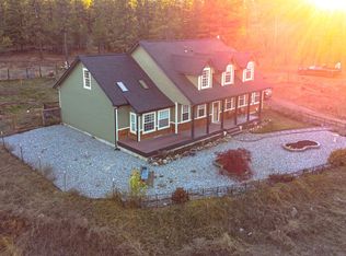 20701 W South Bank Rd, Nine Mile Falls, WA 99026