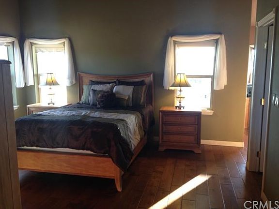 4th image of 42830 La Brinia Ln