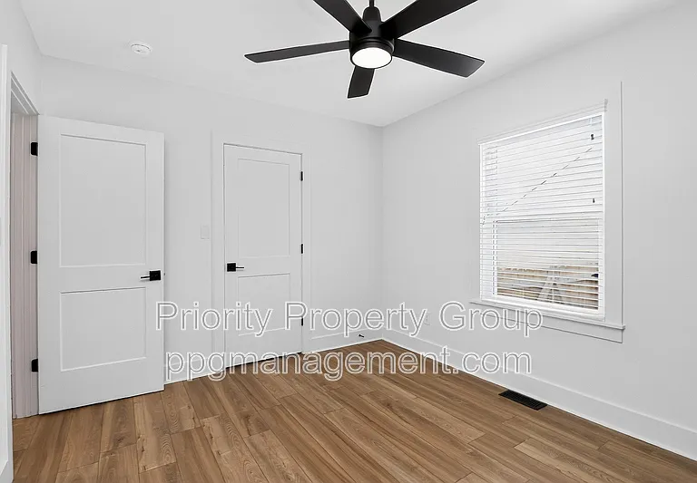 1033 Drummond Ave — Photo 28