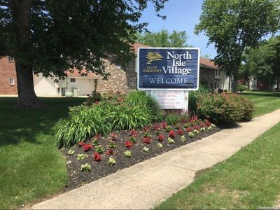 28 Kiowa Ct #28, Coram, NY, 11727