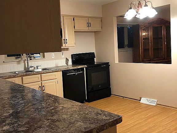 3rd image of 6172 Cabrini Ln