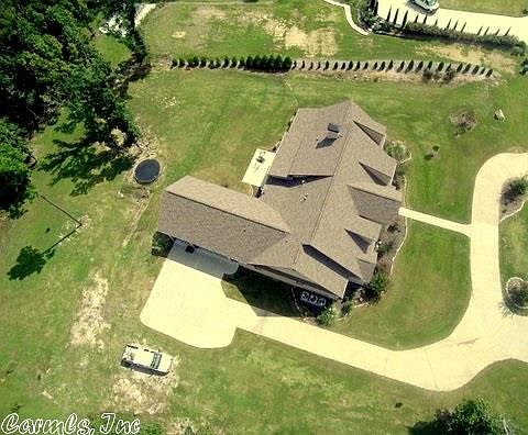 5th image of 310 Crestview Dr