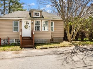 31 Topping Rd, Andover, MA 01810