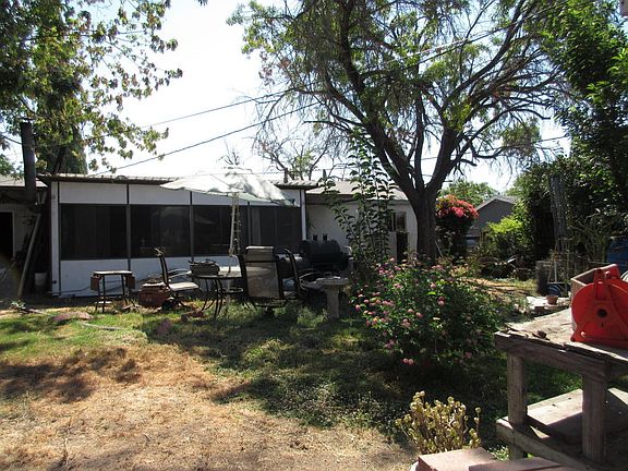 3rd image of 410 Calle Jazmin