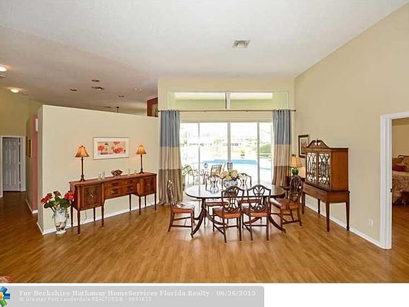 4th image of 10963 NW 18th Pl