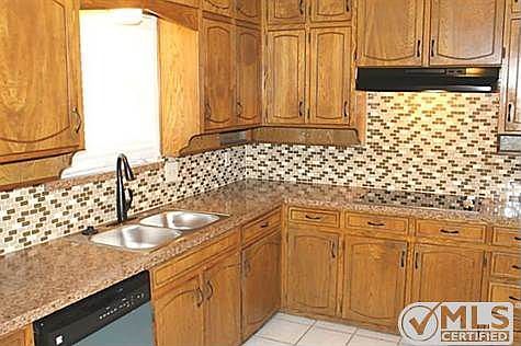 4th image of 1644 Knoxville Dr