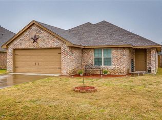 108 Halifax Cir, Palmer, TX 75152