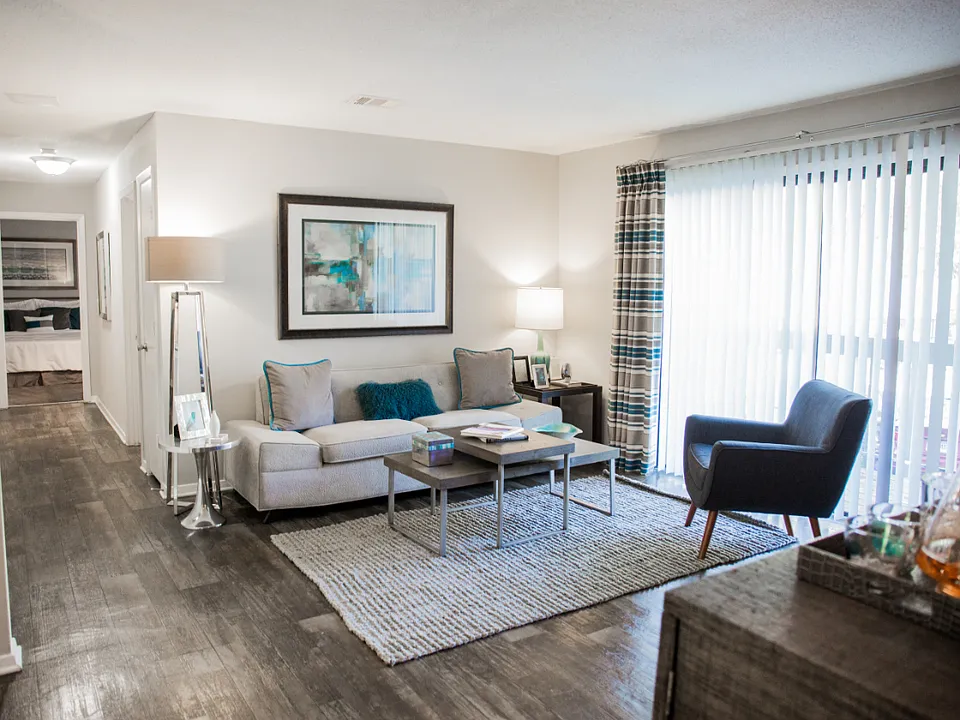 Polo Club Apartments