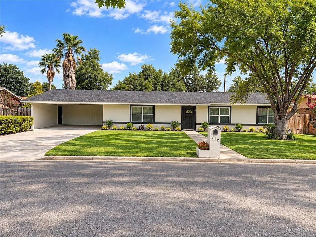 3 bed, 2.0 bath, 1666 sqft, $1,850 — Photo 2