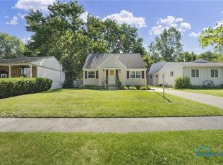 2252 Rose Hill Dr, Toledo, OH 43615