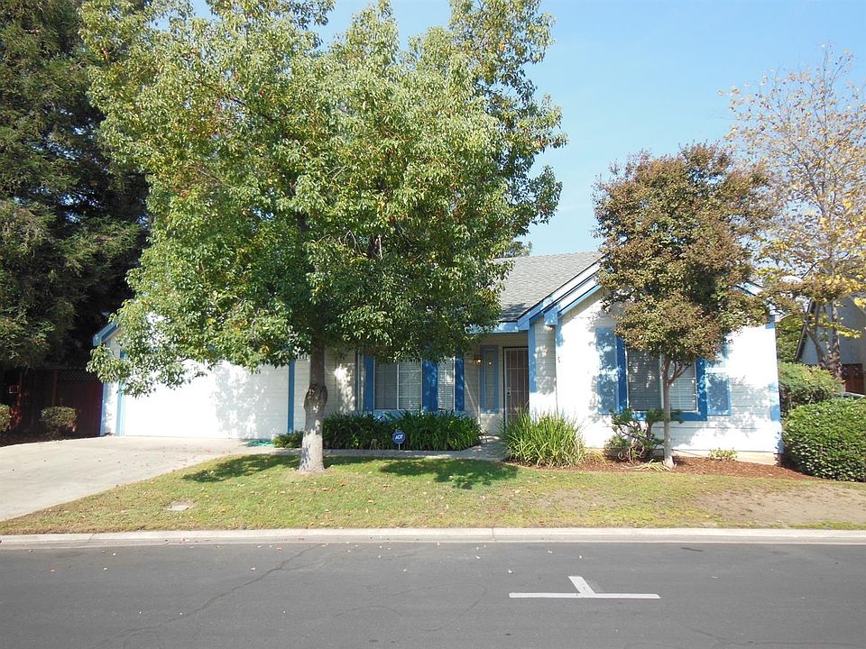 2nd image of 8735 N Cedar Ave Unit 106