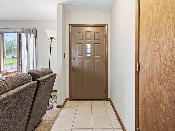 4th image of 6823 Deer Trail Rd