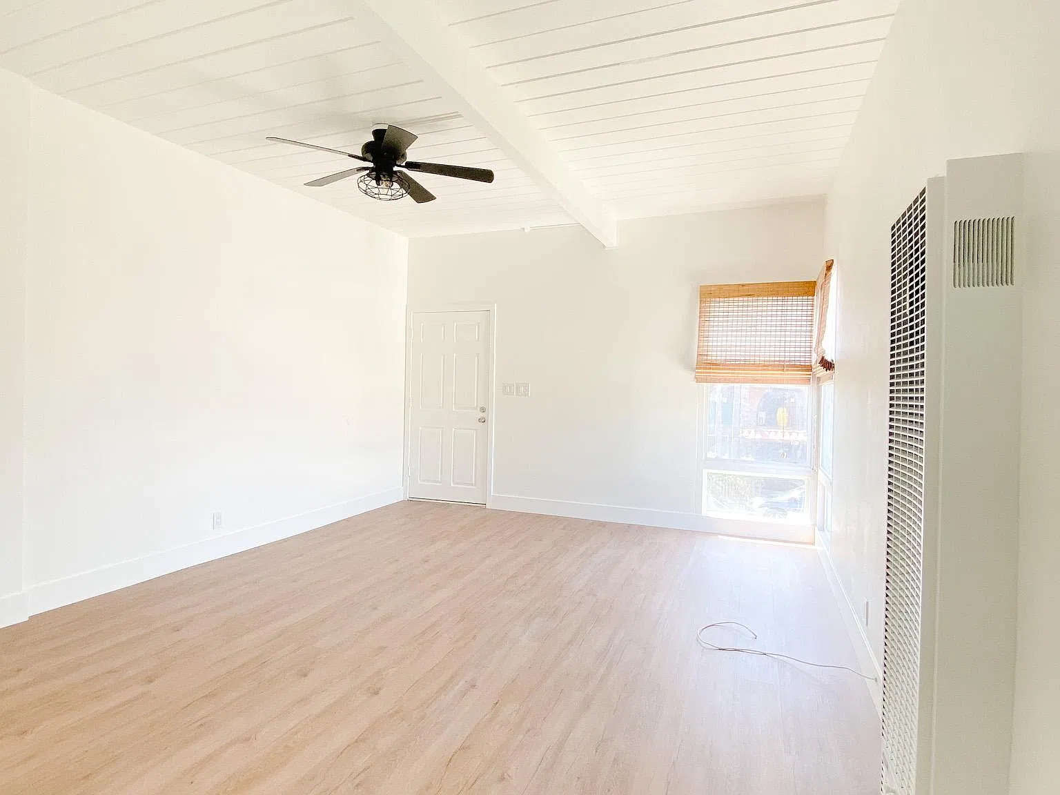 Studio, 400 sqft, $1,850 — Photo 3