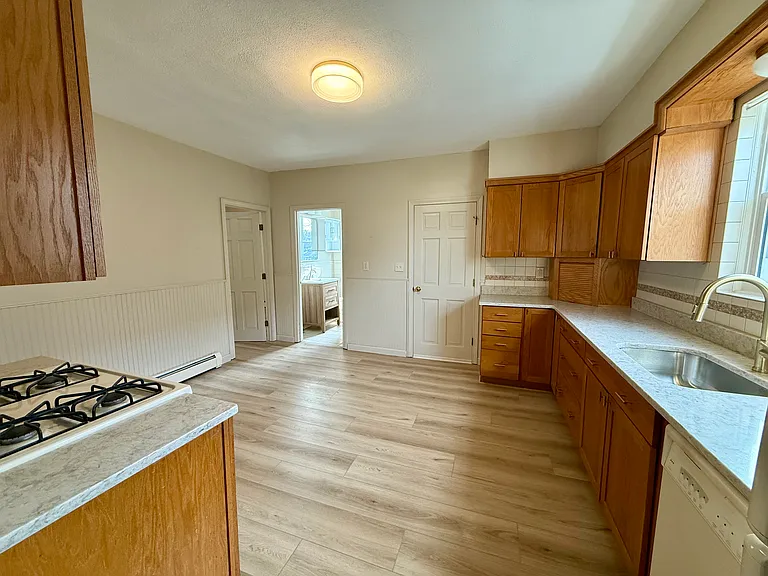 125 Doyle Ave #2 — Photo 8