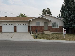 1282 James Dr, Rock Springs, WY 82901