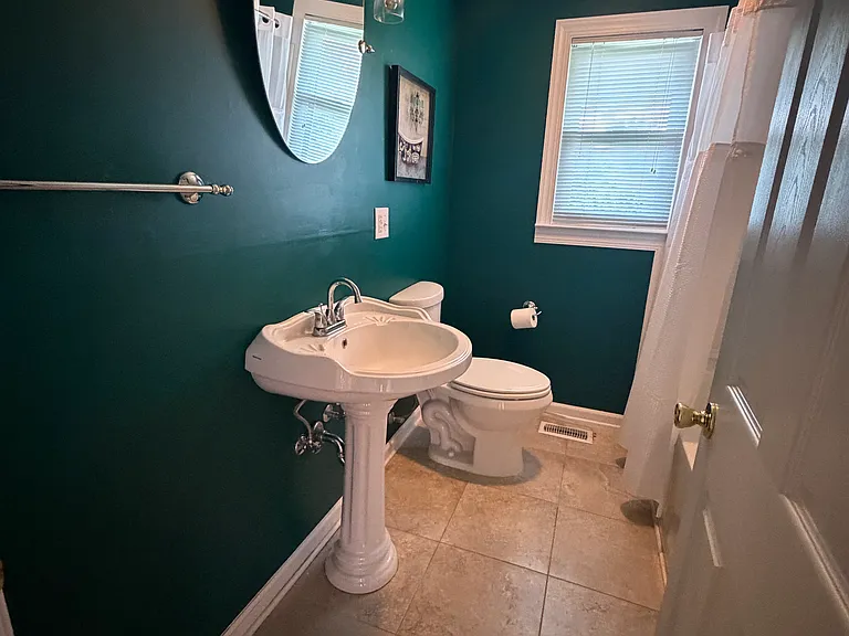 206 Cardinal Ln NW — Photo 5
