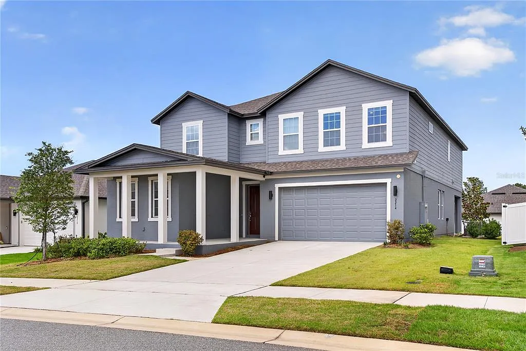 5 bed, 4.5 bath, 3705 sqft, $5,499 — Photo 2