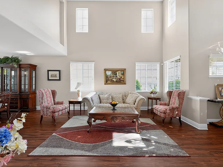 35920 Devonshire Ln — Photo 14