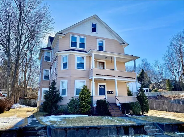 56 Pelletier Ave, Woonsocket, RI 02895