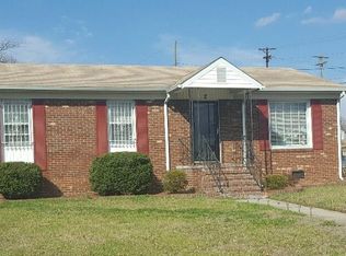 2 Arby Ct, Greensboro, NC 27401