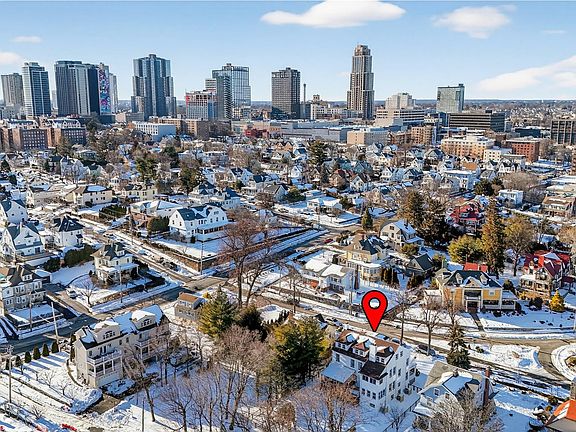 4th image of 152 Sutton Manor Road