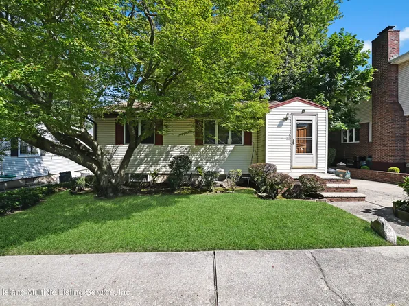33 Douglas Ave, Staten Island, NY 10310