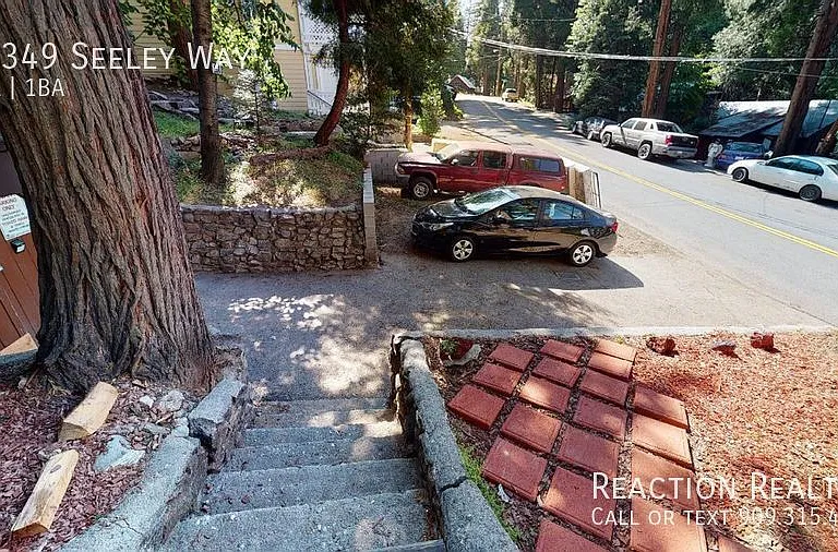 23349 Seeley Way — Photo 2