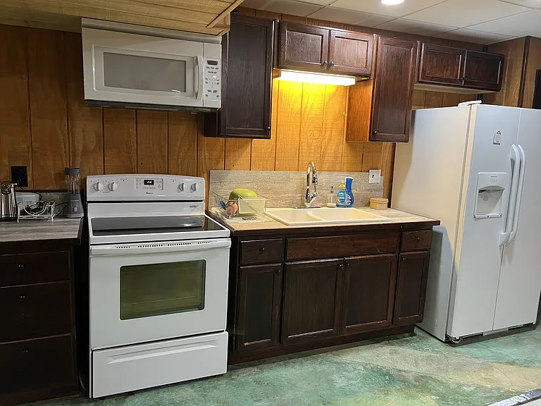 3230 Gunnels St #A — Photo 23