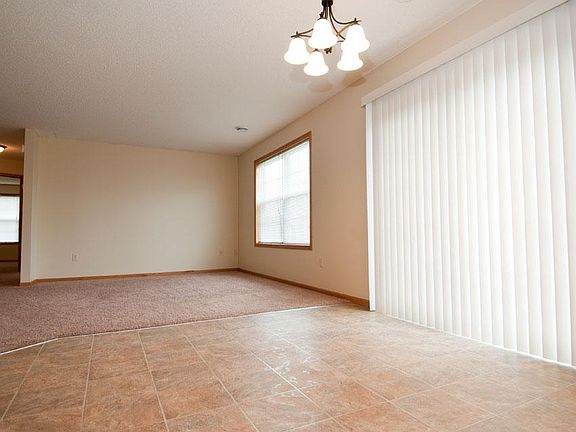 4th image of 820 Fairfield Pl NW