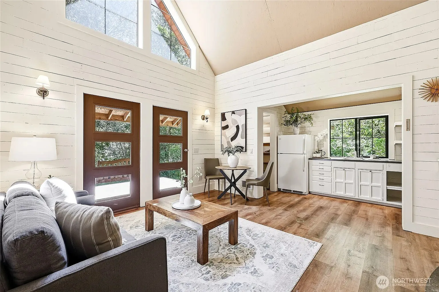 1 bed, 800 sqft, $2,500 — Photo 2