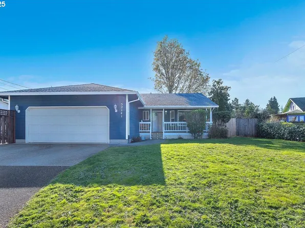 52141 SE 4th St, Scappoose, OR 97056