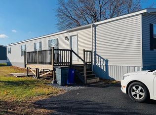 720 Mountain Rd, Pine Grove, PA 17963