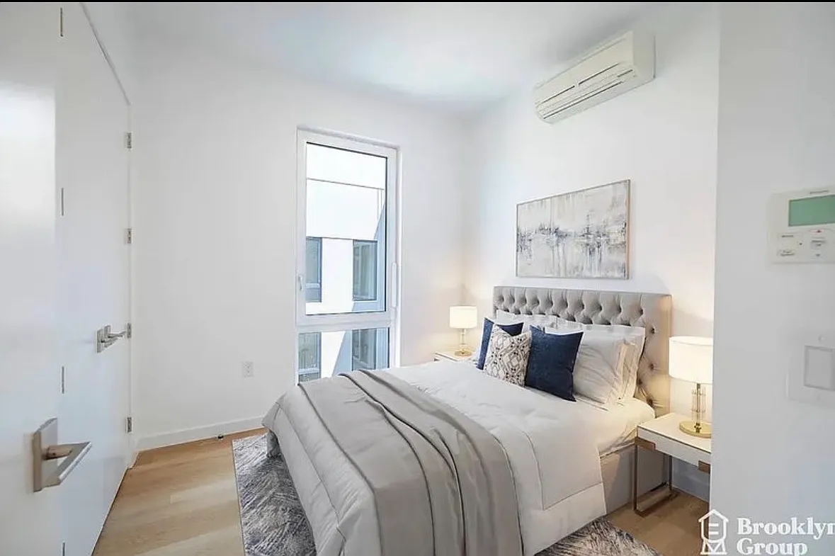 3 bed, $1,366 — Photo 2