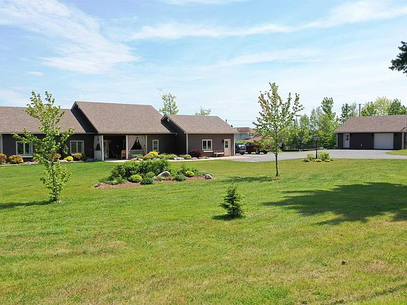 2nd image of 2162 Highway 376