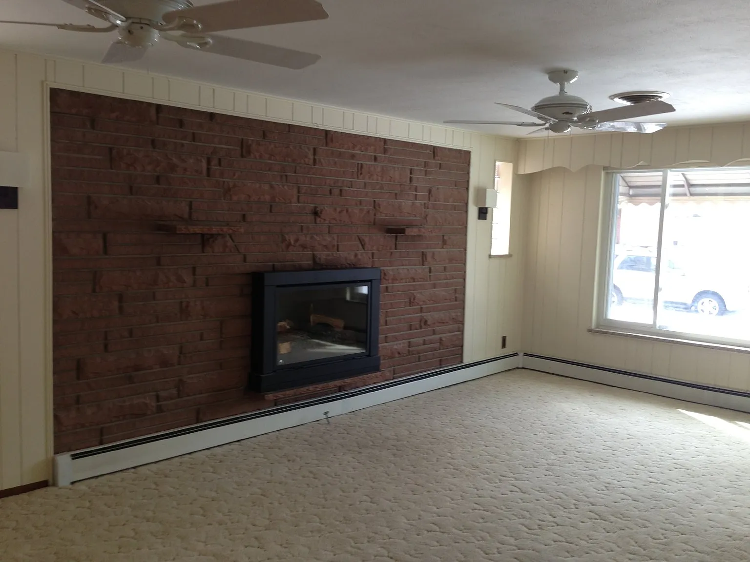 3 bed, 2.0 bath, 1819 sqft, $2,800 — Photo 4