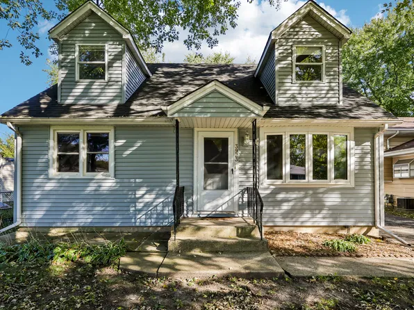 3923 N Adams St, Westmont, IL 60559