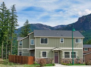 1196 Chinookan Dr, Cascade Locks, OR 97014