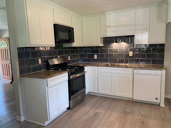 Newly Upgraded Kitchen