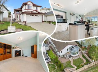 9315 162nd Ave NW, Edmonton, AB T5Z 3N2