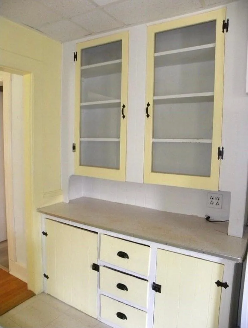 181 Elm St — Photo 2