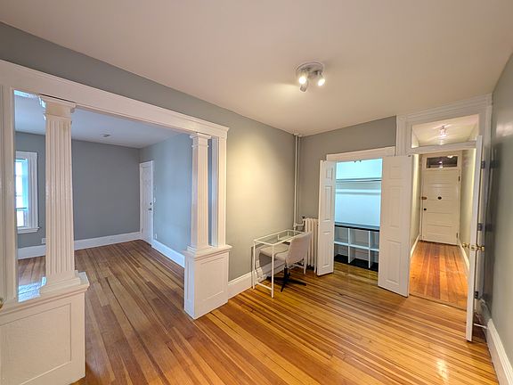 4th image of 111 Woodstock St APT 3