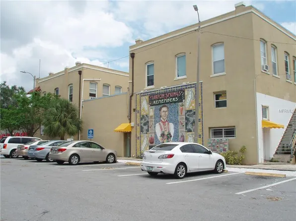 106 E Tarpon Ave, Tarpon Springs, FL 34689