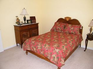 1413 Grandview Ct, La Grange, KY 40031