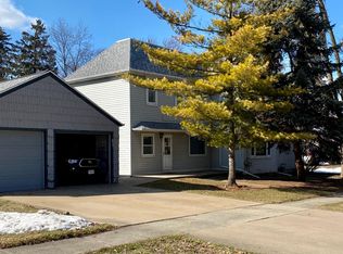 317 E 8th St #1/2, Kaukauna, WI 54130